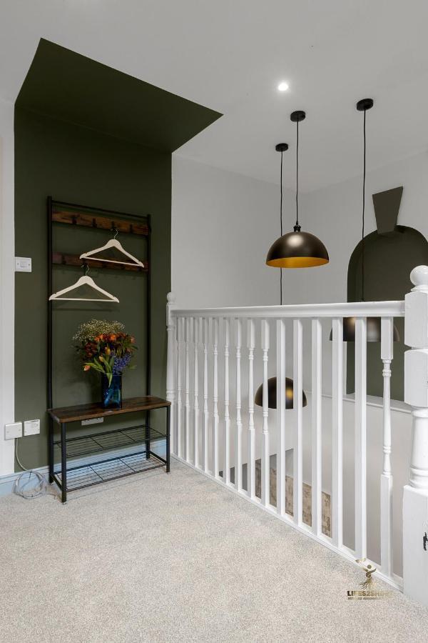 Luxe Courtyard Apartment For 4 Near Exeter City Centre Ngoại thất bức ảnh
